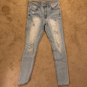 American Eagle distressed jeggings